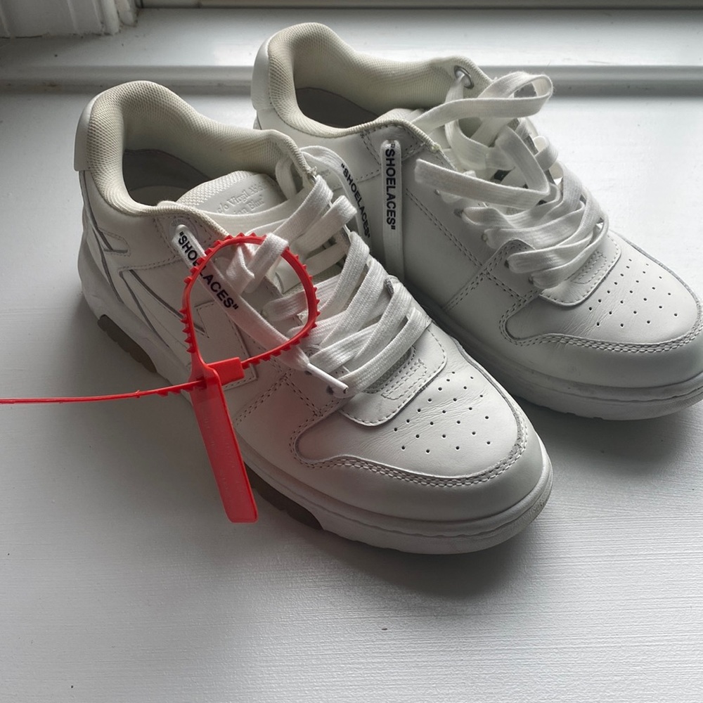 Off-White c/o Virgil Abloh Sneakers